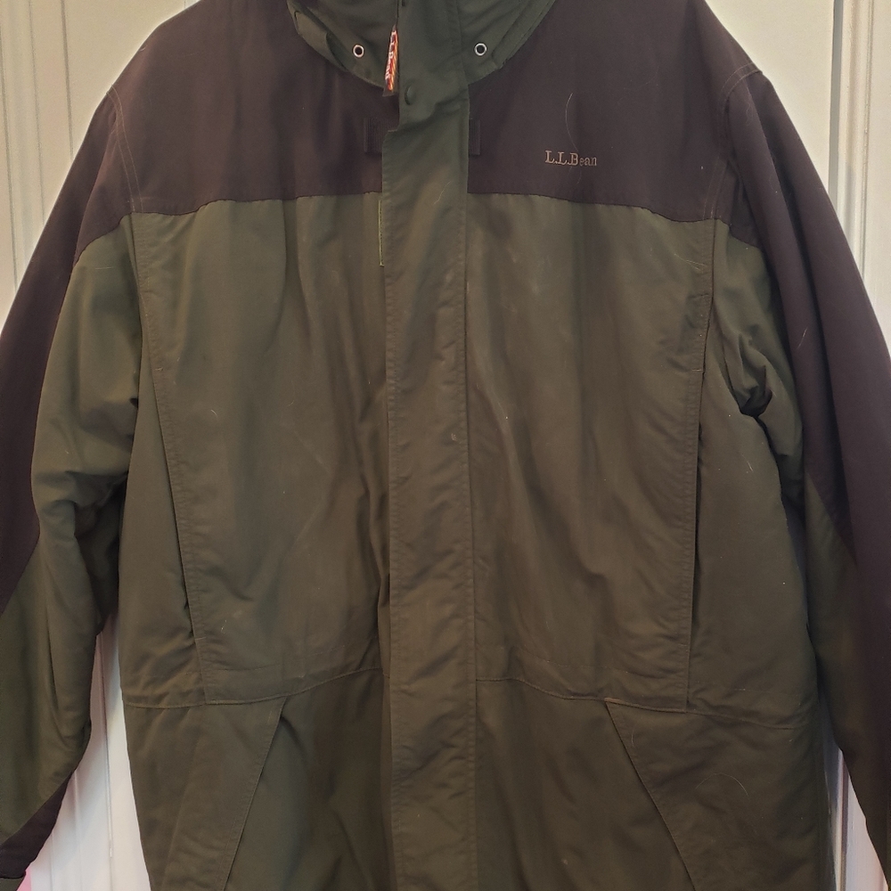 LL Bean Insulated Mens Jacket  size L